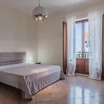 Spacious With Sea View In Appartamento Aci Castello